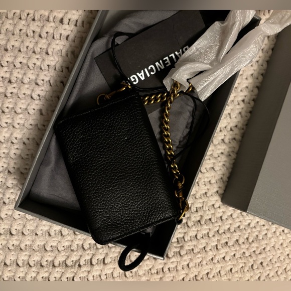 Balenciaga wallet with chain strap black nwt - Picture 2 of 4